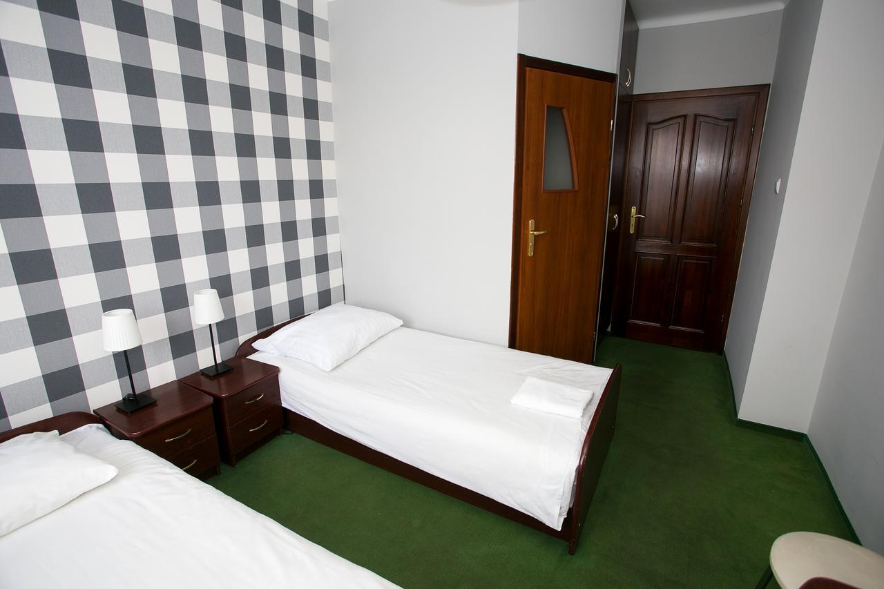Labirynt Hotell Łomża Exteriör bild